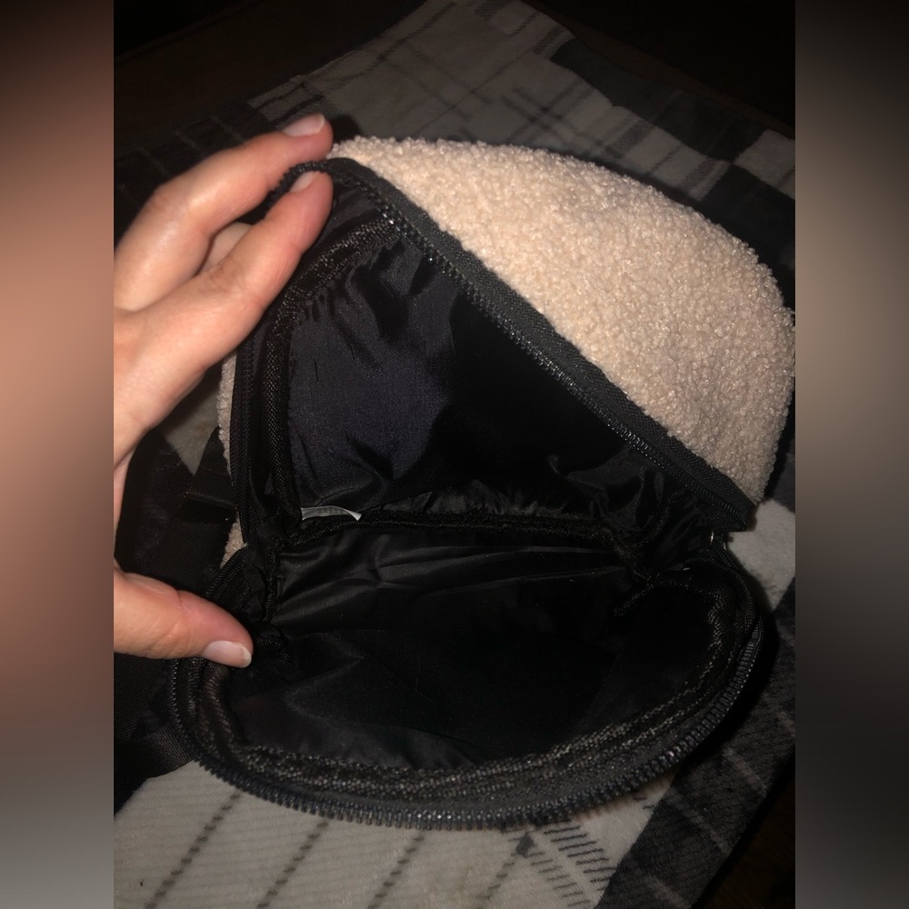 Mini backpack 🎒 - Picture 3 of 5